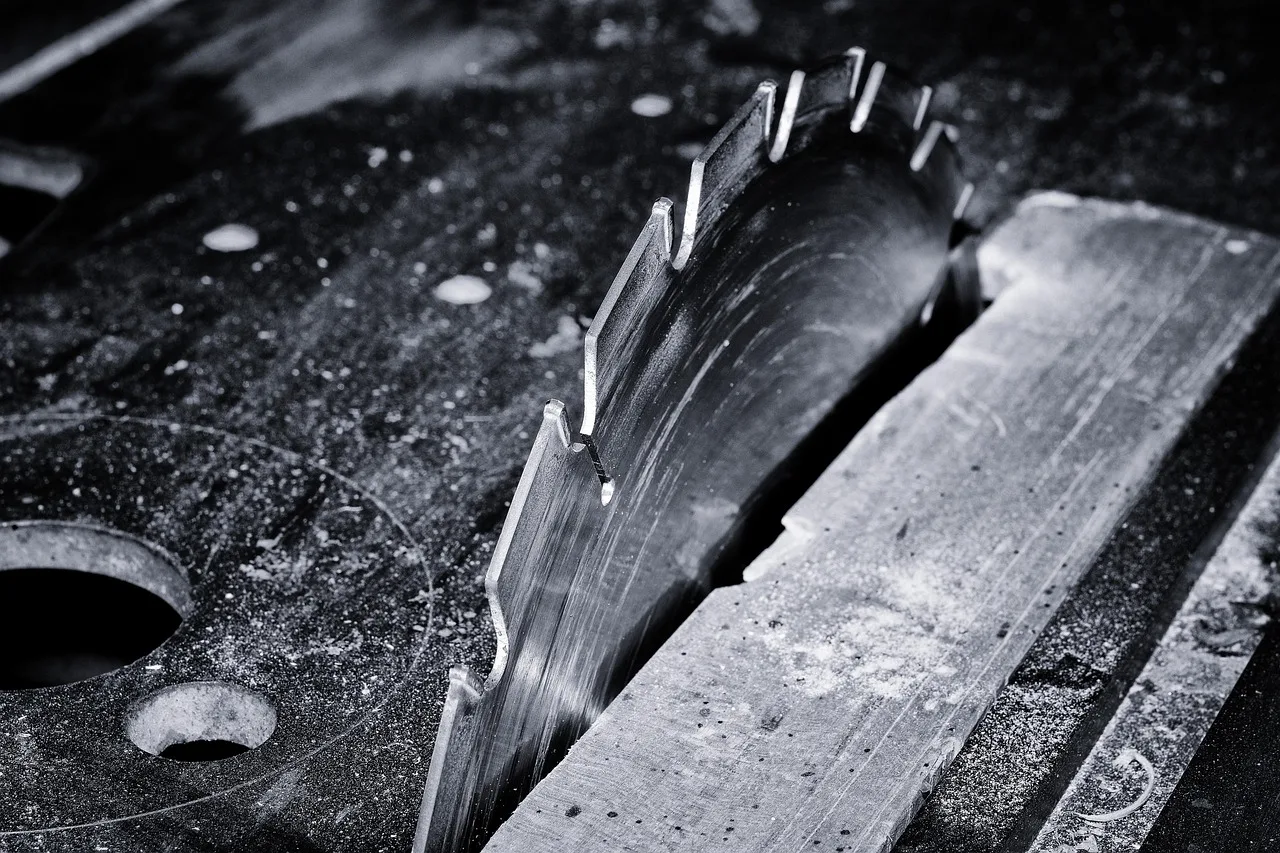 saw, saw blade, cut, cutting blade, wood work, risk of injury, close up, black and white recording, saw, saw, saw, saw, saw, saw blade, saw blade
