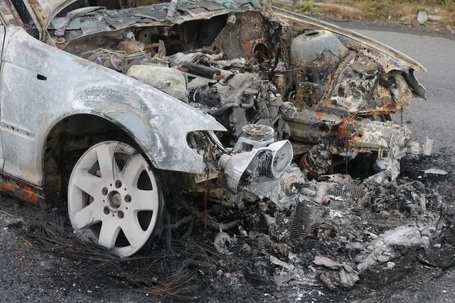 accident, automobile, burned, broken, damage, total damage, workshop, traffic accident, traffic, accident car, accident vehicle, accident, accident, accident, accident, accident, traffic accident, traffic accident, traffic accident, accident car, accident car. Seasonal business insurance for UK small firms